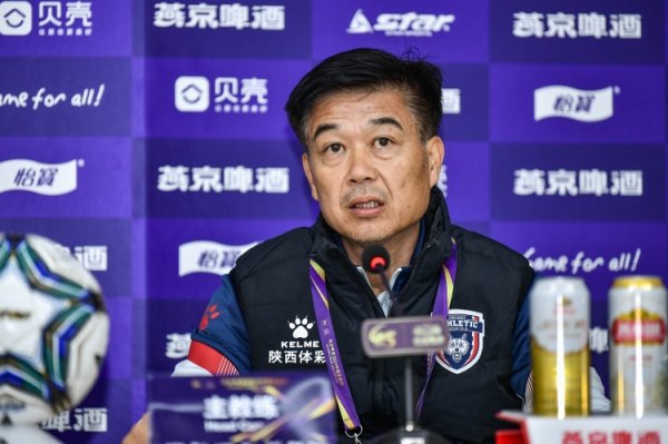 媒体东说念主：广州豹莫得坐窝选新帅意思意思，冯峰代理捏教本事或半赛季