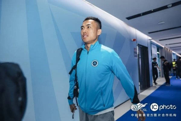 对话王峤: 百场顾忌是信任更是鼓舞 有信心与球队走得更远
