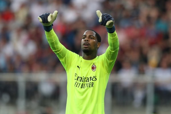 迈尼昂：对珀斯光荣将是一场精彩的比赛，我很甘心来到澳大利亚