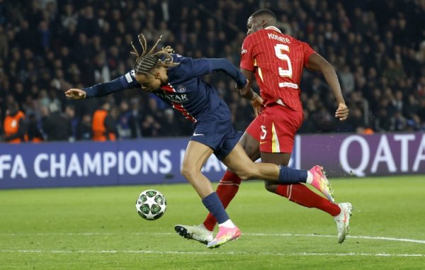 镜报：利物浦历来皆认定首选的转会筹划，不太可能转攻巴尔科拉