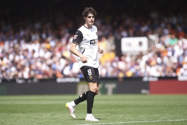 此前与米兰曼联有听说！莫雷托：哈维-格拉将与瓦伦续约至2029年