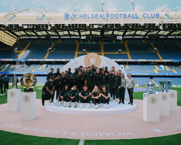 太阳报：切尔西奖杯展示举止球迷来得未几 埃斯特旺赢得利弊答应