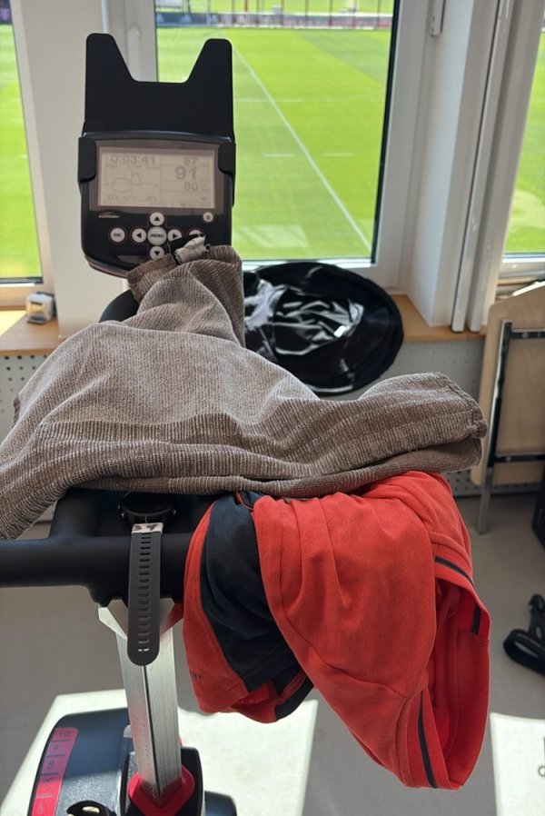 图片报：拜仁中场帕夫洛维奇规复侦查，预测9月中旬复出