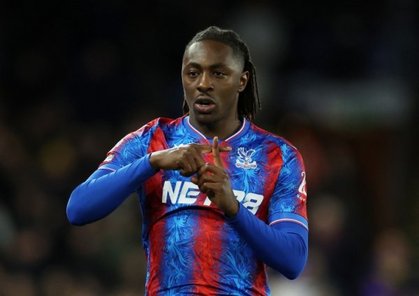 邮报：热刺异日数日准备正经报价埃泽，将与阿森纳竞争