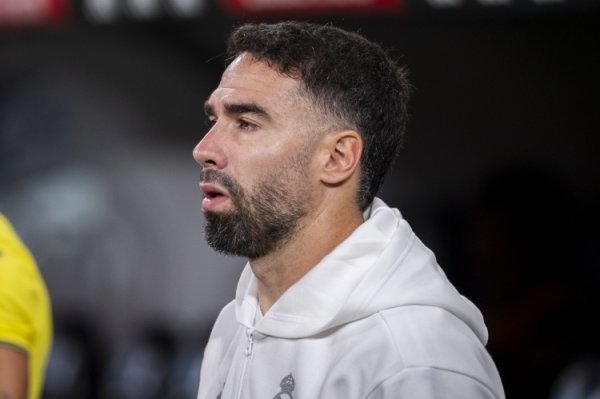 记者泄露皇骑兵长东说念主选：卡瓦哈尔、巴尔韦德、维尼修斯、库尔图瓦