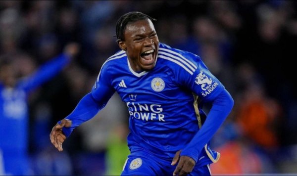 记者：桑德兰3200万欧报价21岁边锋伊萨哈库，但被莱斯特城阻隔