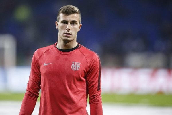 隆戈：科莫与巴萨探究赢得发扬，佩尼亚如故接近加盟