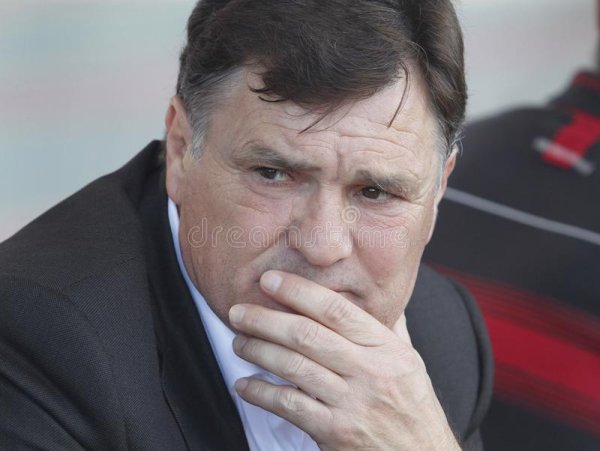 卡马乔：C罗是统统东说念主的榜样，他是蔓延足球生计的最大鼓舞者之一