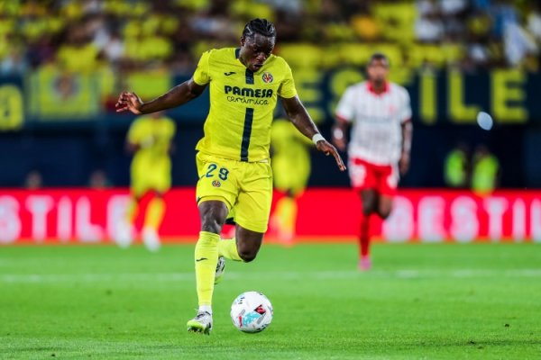 莫雷托：莱万特接近签黄潜前卫艾永，之前巴萨在柔柔