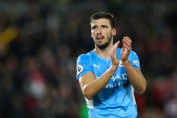 鲁本-迪亚斯：我可爱炸鱼薯条和英国原野，我和B席许多场地皆很像