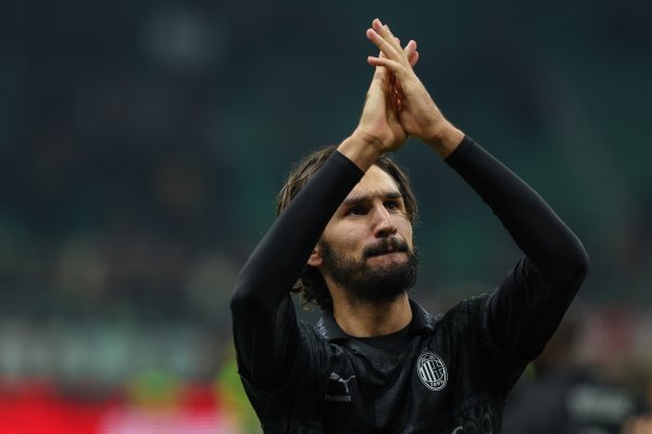 全商场：沙特球队利雅得后生东谈主专诚米兰中场阿德利，已伸开举止