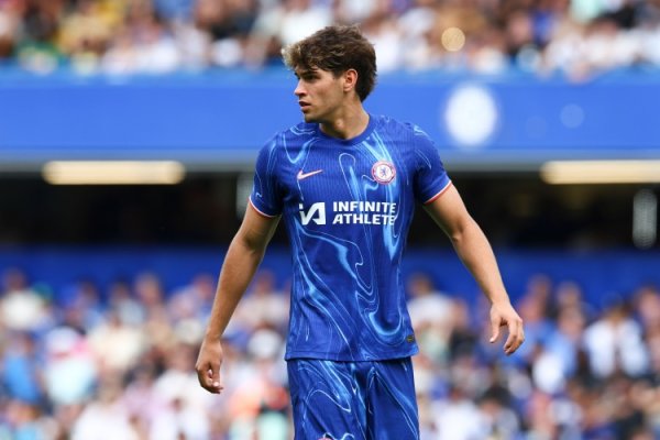 罗马诺：吉乌复返切尔西的精良邮件已赢得批准，球员正在复返伦敦