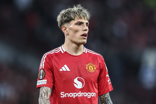 记者：加纳乔照旧完成体检，行将与切尔西签下7年公约