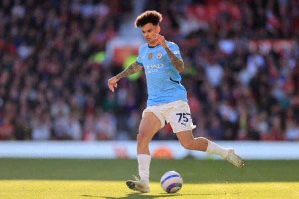 阿圭罗：奥赖利、鲍勃展现高大后劲，可能承担更垂死扮装