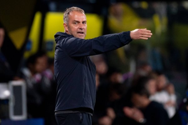 记者：弗里克将动态惩办青训球员在一线队交替，字据需要纳入名单