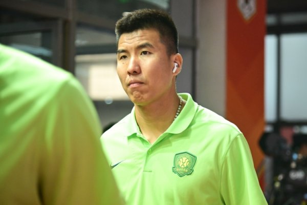 媒体东谈主：本杜撰题不处治，国安连宽泛踢球都难保证；申花愈加扯破