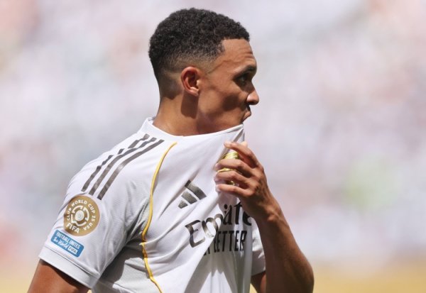 西媒称阿诺德预测伤缺6-8周 皇马10月26日打巴萨 11月5日打利物浦