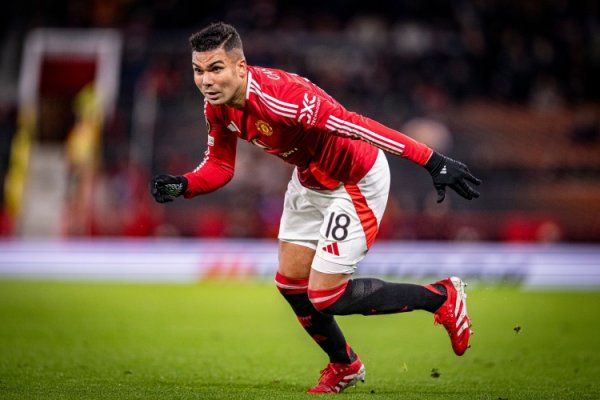 曼晚：卡塞米罗染红停赛无缘下轮对阵小蜜蜂 利桑德罗已收复考研