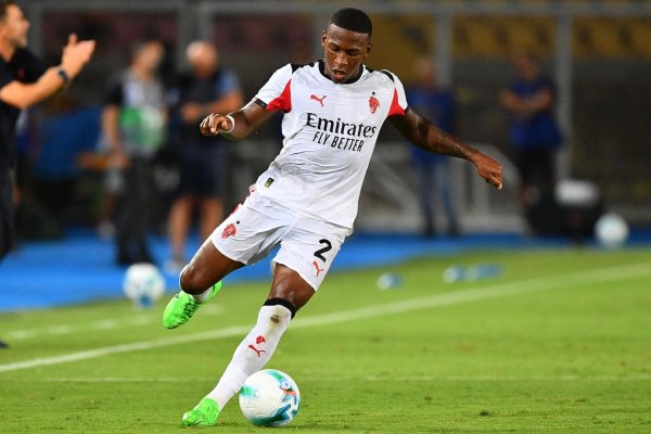 意媒：迈尼昂让埃斯图皮尼安掏钱？这是队内处分机制，犯错要罚金