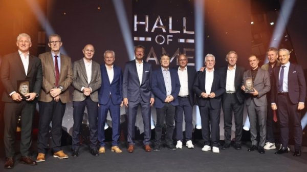 拉姆致小猪：你是风雨中的磐石，你是又名让德国东谈主恒久铭记的球员