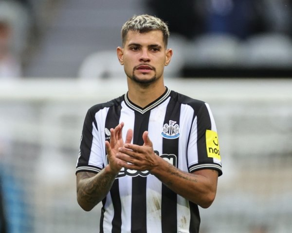 十足中枢！阿斯：吉马良斯是安帅治下惟一五场比赛一王人首发的球员