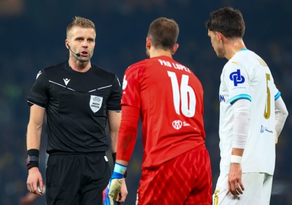 国米客战圣吉罗斯裁判：瑞典裁判尼伯格公法，第四官员拉德贝克