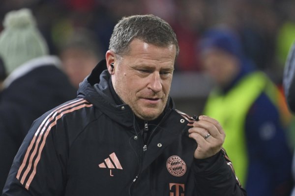 埃贝尔：下半场不成非难任何东说念主，因为球员笃建都在想与巴黎的比赛