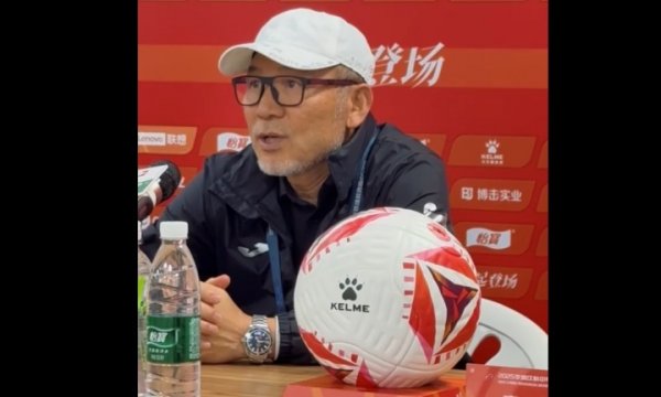 张外龙：这批球员才略很强能通过中超进国度队 来岁左券还没音书