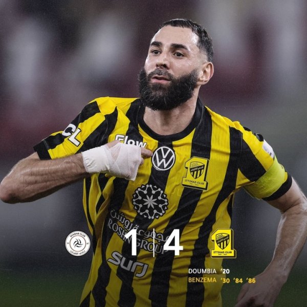 37岁还有油！本泽随即演生计第17次帽子戏法带球队晋级，近3场6球